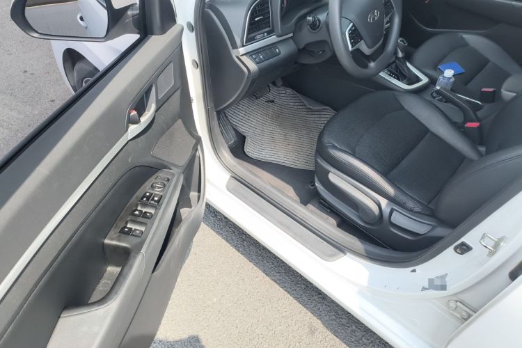 Used Hyundai Elantra (6th Generation / Lingdong) 2016 1.6L Automatic ZhiXuan – Elite Version
