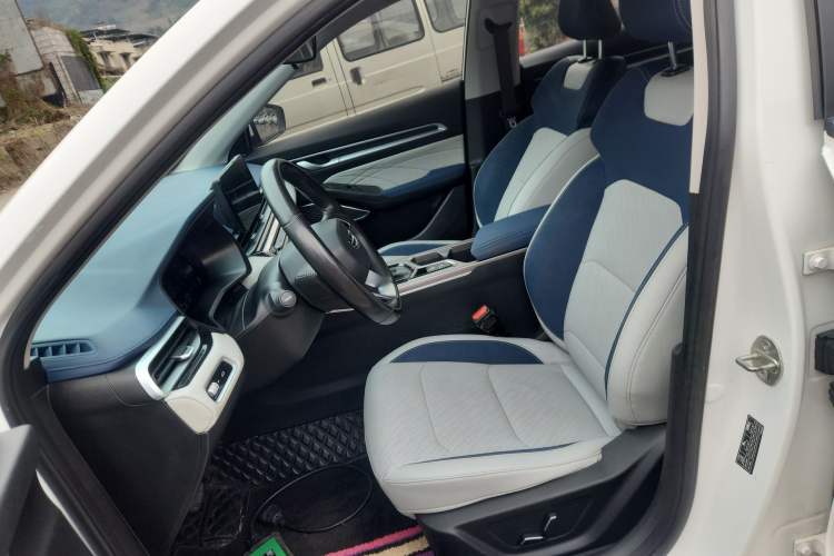 Used Geely Auto Emgrand 2022 4th Generation 1.5L CVT Flagship Model