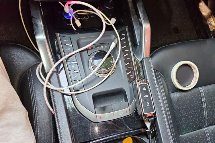 Used Zotye T800 2018 2.0T Automatic Luxury Connected 7-Seater
