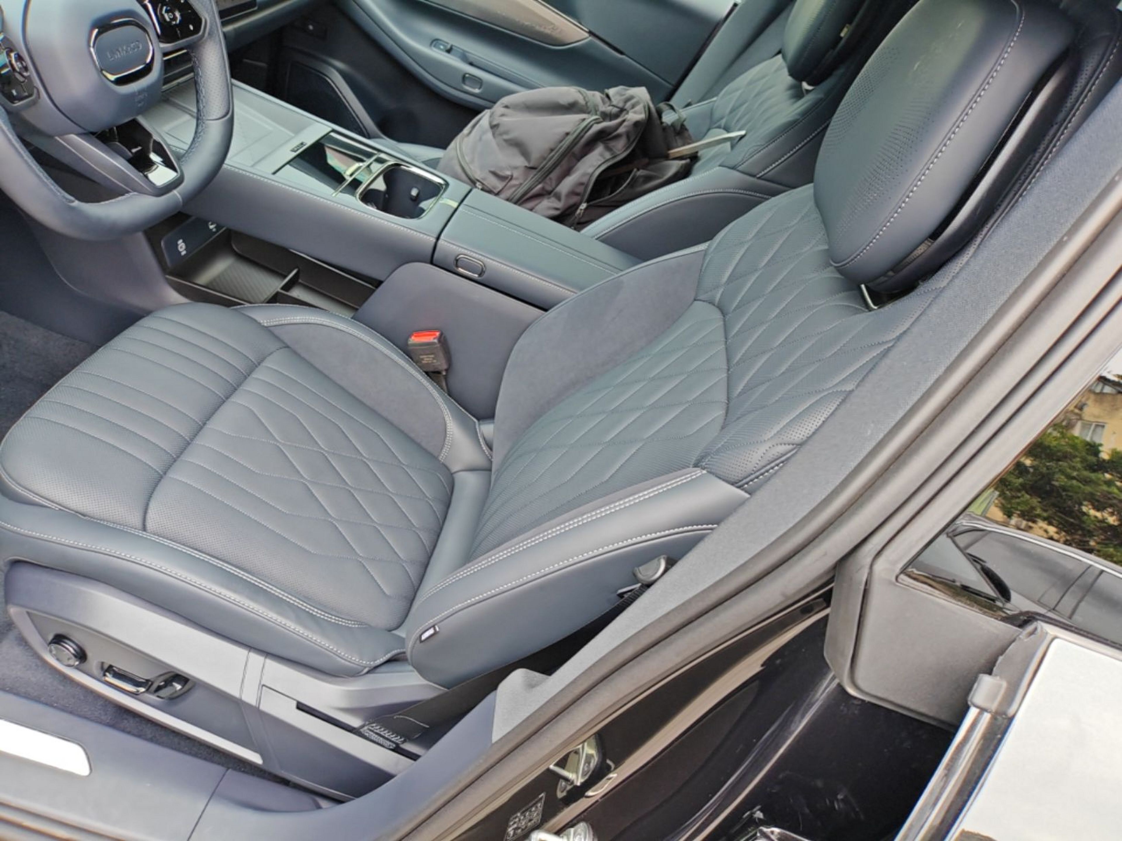 Interior delantero