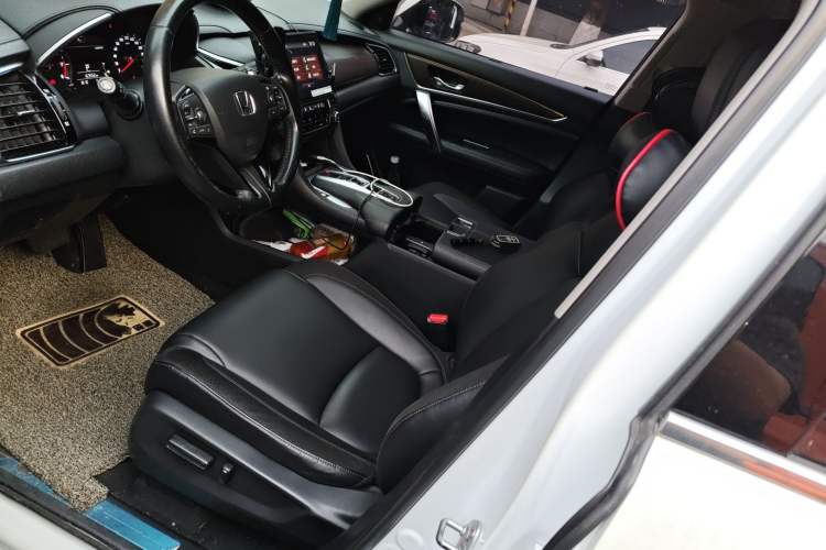 Used Honda Avancier 2017 370TURBO 2WD Luxury Edition Left Front Seat