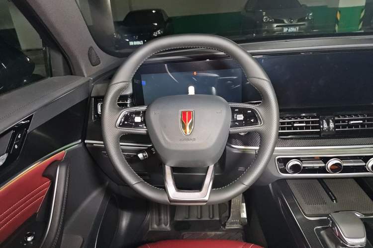 Used Hongqi HS5 2026 Model 2.0T Four-Wheel Drive Xuan Ying Edition
