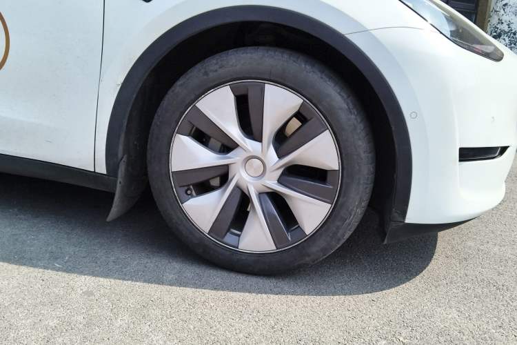 Used Tesla Model Y 2022 Rear-Wheel-Drive Version