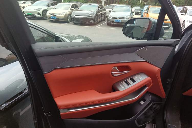 Used BYD Tang L 2025 EV 600KM All-Wheel-Drive LiDAR Flagship Model