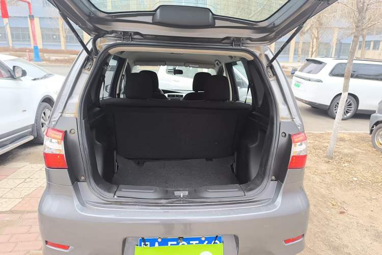 Used Nissan Livina 2015 1.6XE CVT Comfort Edition
