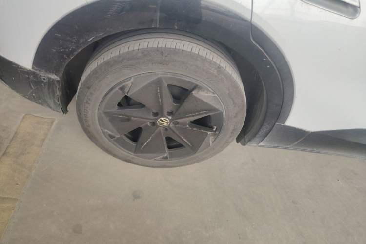 Used Volkswagen ID.UNYX 2024 Pro Long-Range Version
