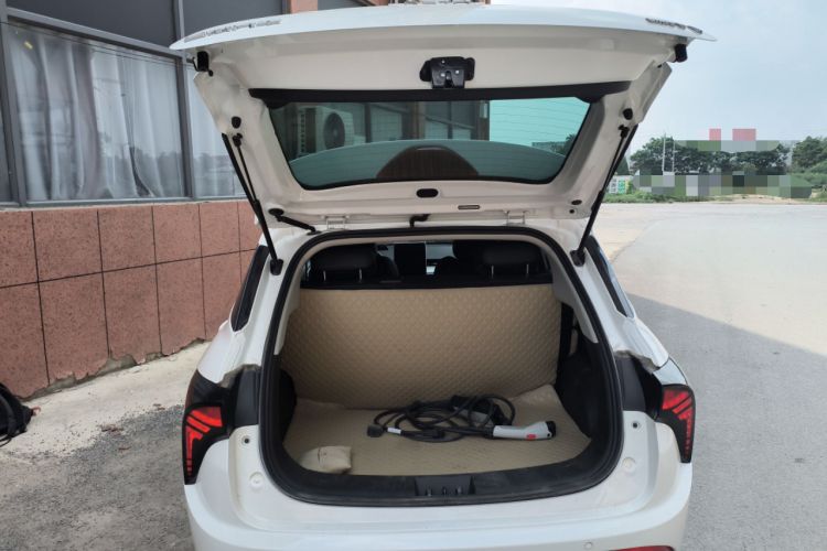 Used NETA V 2021 Standard Range Entertainment Version – Upgraded Model Trunk