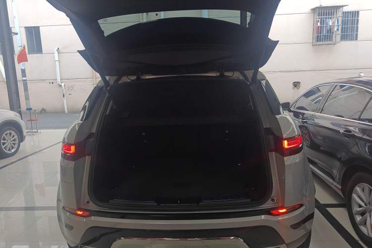 Used Land Rover Range Rover Evoque 2023 Aurora L 249 PS Luxury Edition