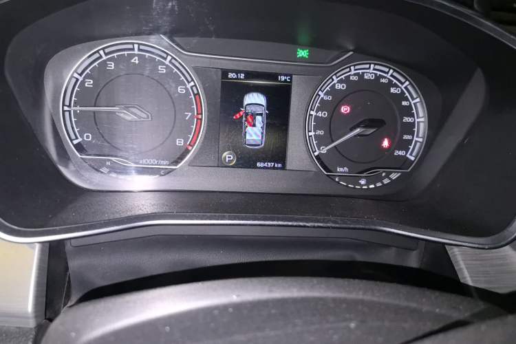 Used Geely Auto Coolray 2019 260T DCT Knight China VI Standard Odometer Close Up