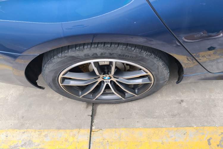 Used BMW 5 Series 2021 525Li M Sport Package Right Rear Wheel Hub