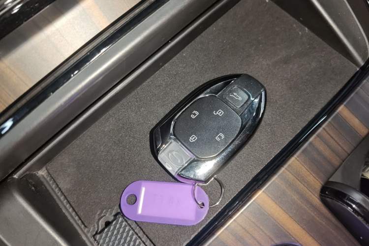 Used GAC Trumpchi M8 2023 Zongshi Series Dual-Motor Supreme Edition
