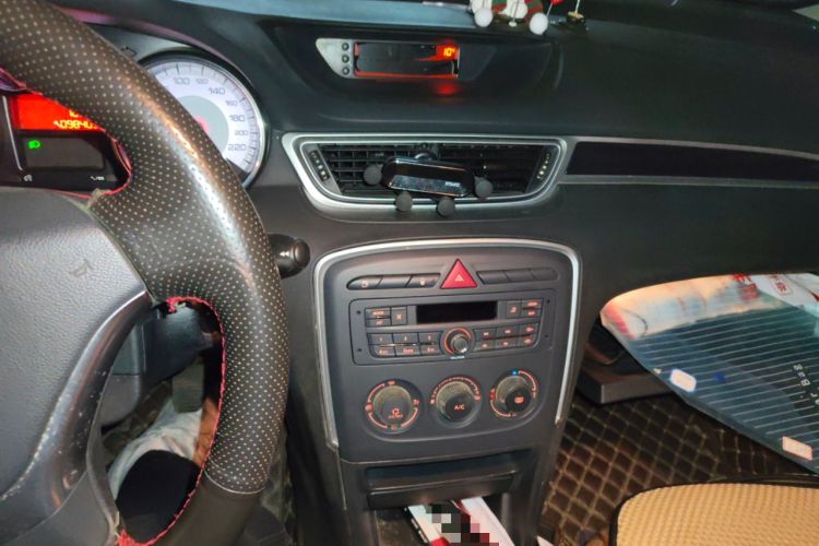 Used Peugeot 308 2014 Enjoy Edition Classic 1.6L Manual YouShang Model
