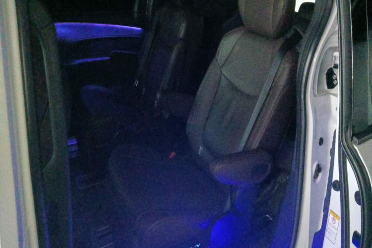 Used Toyota Sienna 2021 2.5L Hybrid Platinum Edition