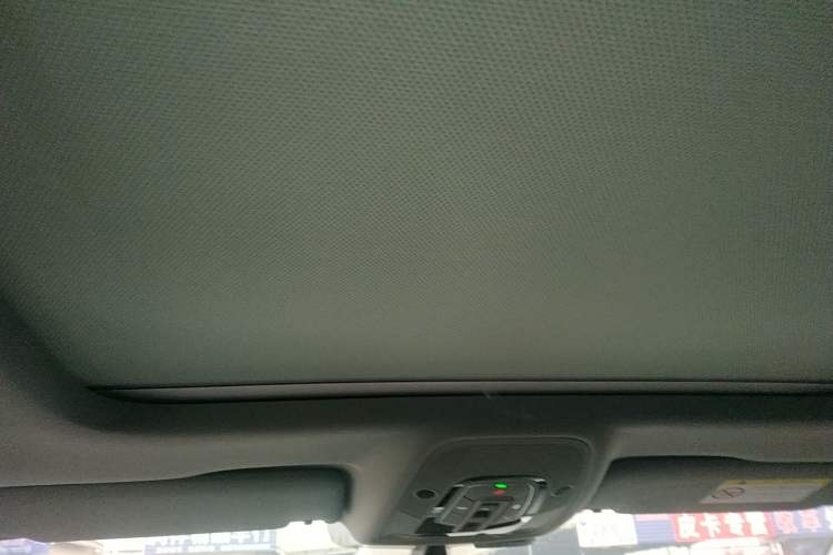 Used Audi A4L 2019 40 TFSI Fashion Edition China VI Emission Standard Headliner