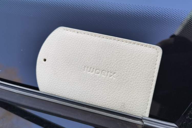 Used Xiaomi Auto SU7 2024 Rear-Drive Ultra-Long Range Advanced Pro-Level Intelligent Driving Version Vehicle Key