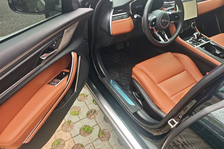 Used Jaguar XFL 2023 XFL 2.0T P250 Two-Wheel-Drive Elite Sport Edition