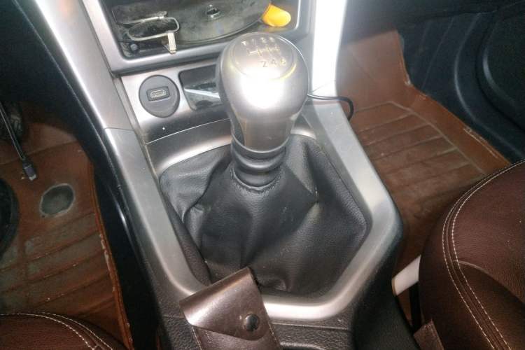 Used Venucia T70X 2015 2.0L Manual RuiXiang Sport Edition