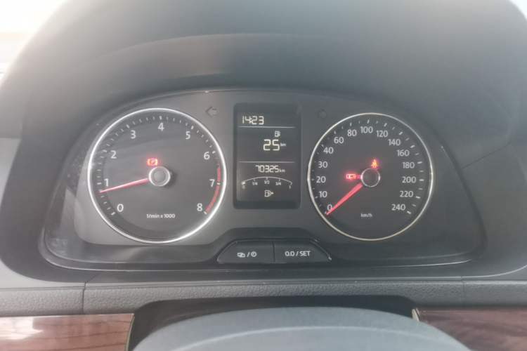 Used Volkswagen Lavida 2013 Revised Version 1.4 TSI Manual Comfort Edition

