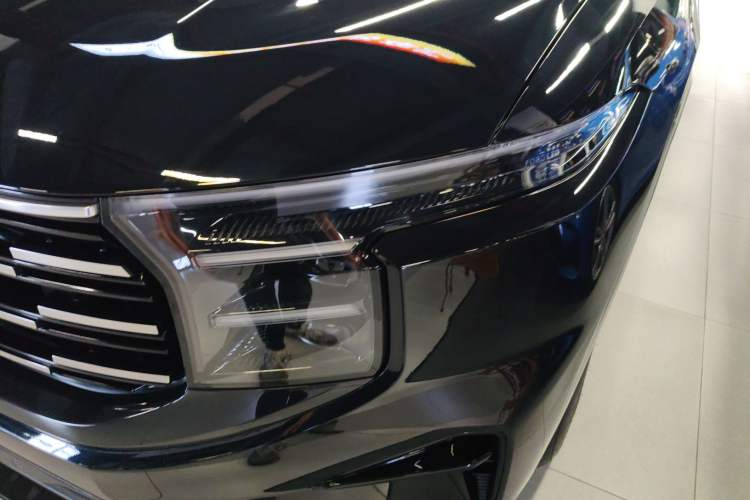 Used Ford Edge 2023 Ford Explorer L 2.0T EcoBoost Two-Wheel Drive 7-Seater Luxury Model
