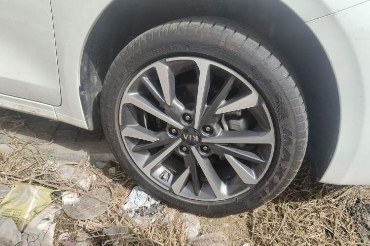 Used Kia K3 2020 1.5L CVT New Sharp Edition with Sunroof
