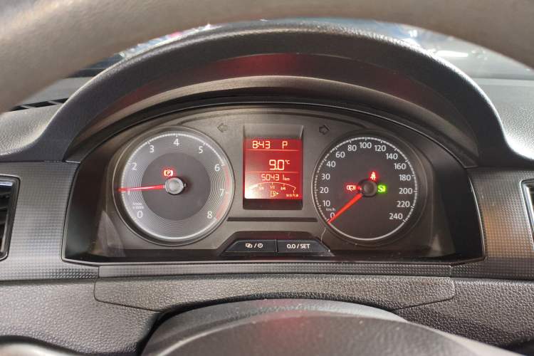 Used Volkswagen Santana 2016 1.6L Automatic Fashion Edition Instrument Cluster