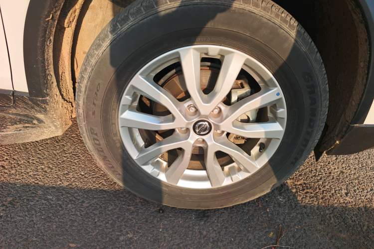 Used Nissan X-Trail 2022 2.0L Two-Wheel Drive Smart Connect Premium Edition