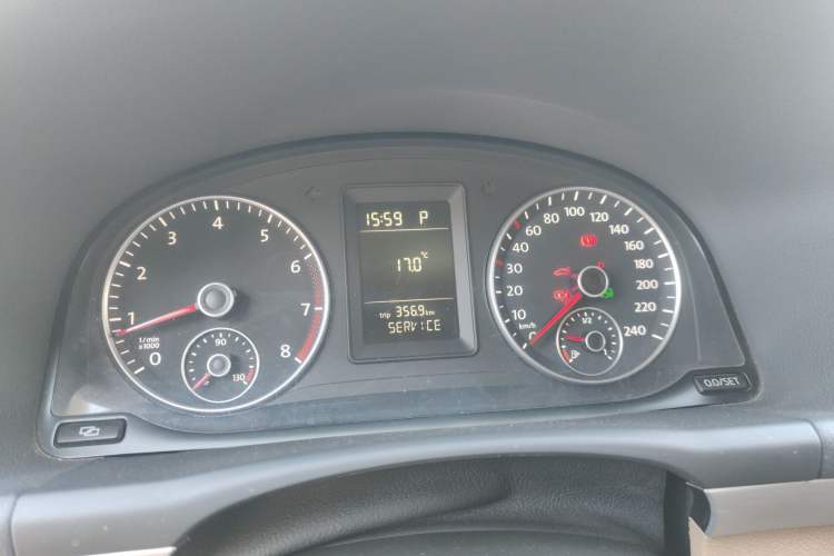 Used Volkswagen Touran 2011 1.4T DSG Zhiya Edition 5 Seats Instrument Cluster