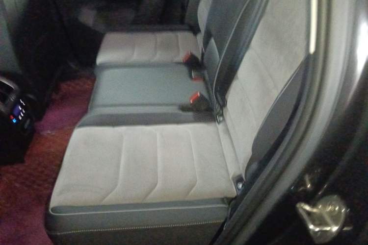 Used Volkswagen Tayron X 2020 330TSI Two-Wheel Drive Luxury Smart Connectivity Version