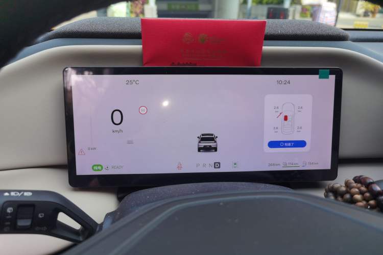 Used Volvo Volvo XC70 Plug-in Hybrid 2026 Model Two-Wheel Drive Long-Range Core
