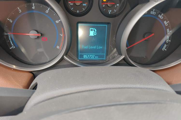 Used Chevrolet Cruze 2015 1.5L Classic SL MT