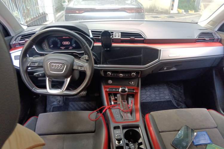 Used Audi Q3 2020 35 TFSI Fashion Dynamic Model
