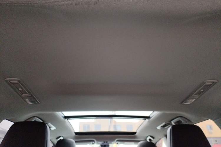 Used Toyota Highlander 2018 2.0T Four-Wheel Drive Prestige Version 7 Seats China V Emission Standard Headliner