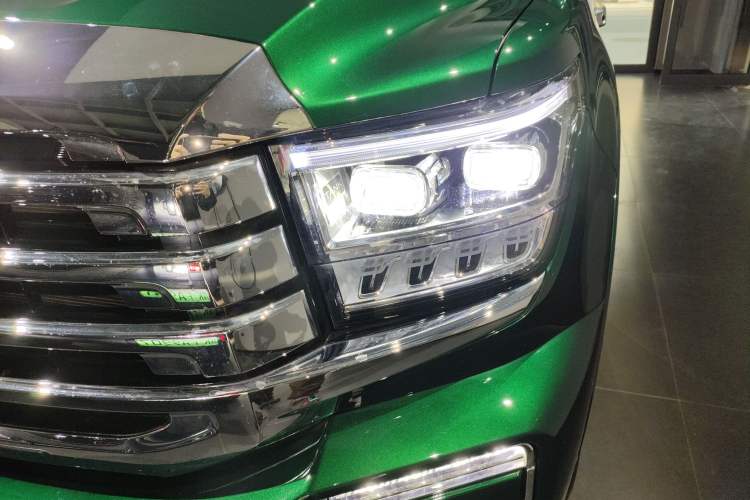 Used Tank 500 New Energy 2026 Model—Hi4-Z Smart Enjoyment Version Left Front Headlight