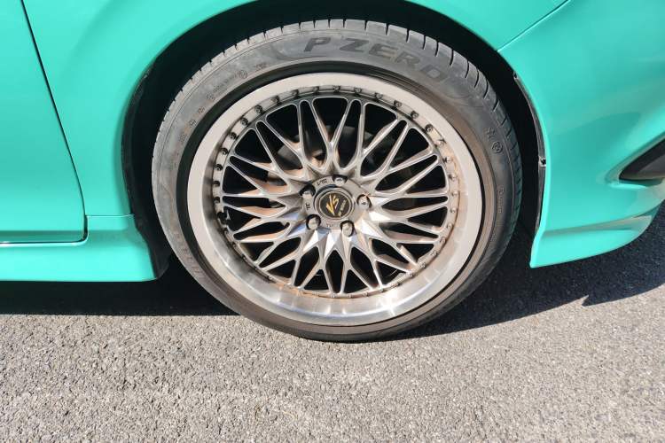 Used Honda Jade 2013 1.8L automatic Comfort version 5 seats
