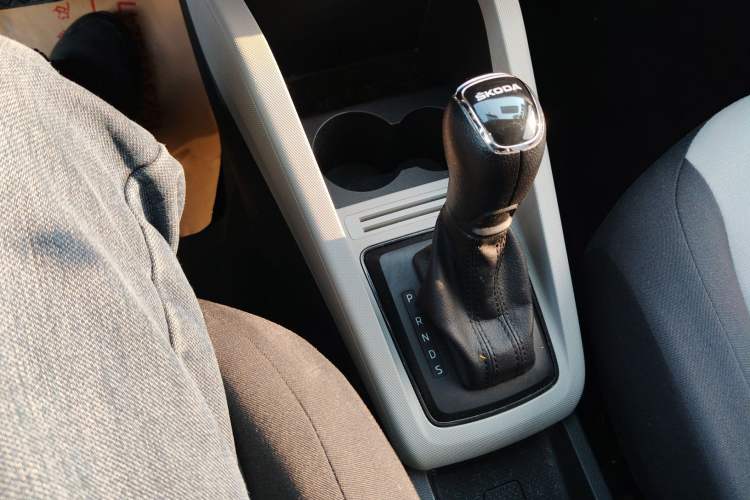 Used Skoda Fabia 2016 1.4L Automatic Car Enjoy Edition