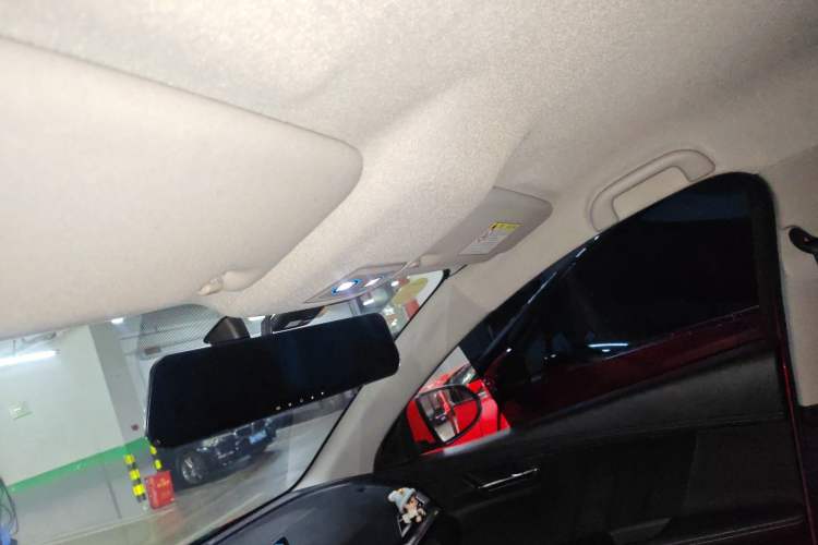 Used BYD e2 2021 Comfort Model Headliner