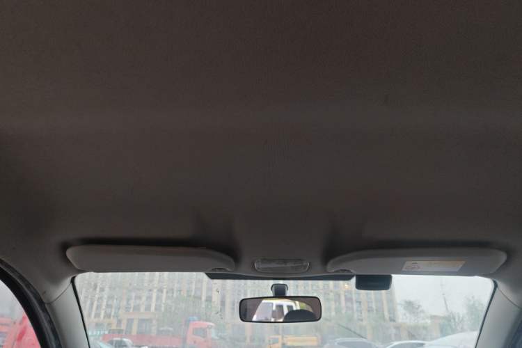 Used Peugeot 301 2014 1.6L Manual Comfort Edition