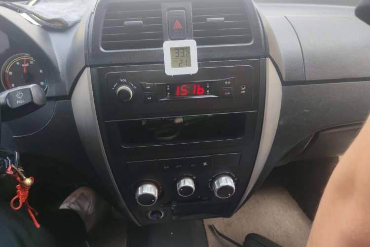 Used Ruichi EC35 2020 EC35 II Standard Edition 38.7 kWh Audio And AC Panel