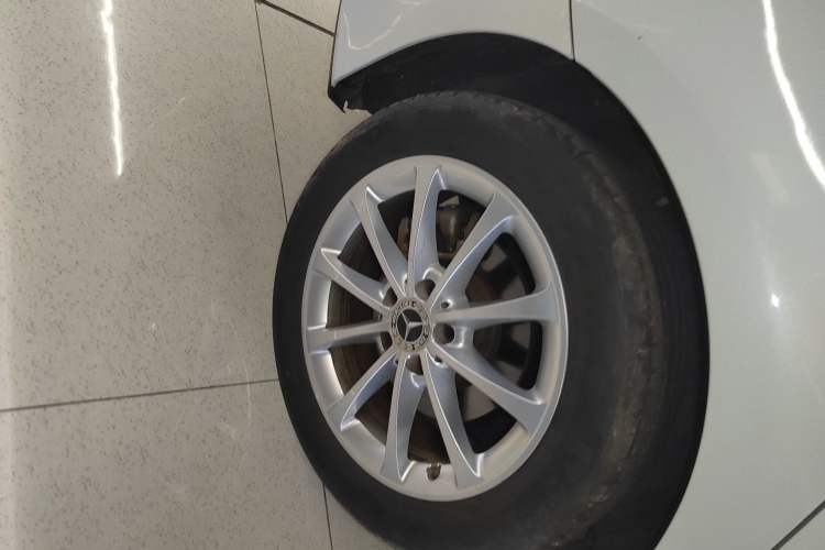 Used Mercedes-Benz A-Class 2019 Restyled A 200 L Sport Sedan Right Rear Wheel Hub