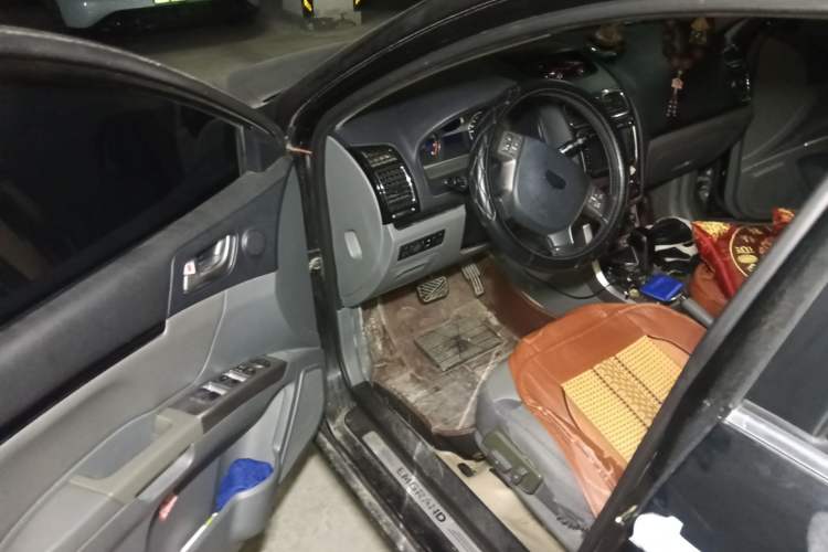 Used Geely Auto Classic Emgrand 2012 Sedan 1.8L CVT Luxury Model
