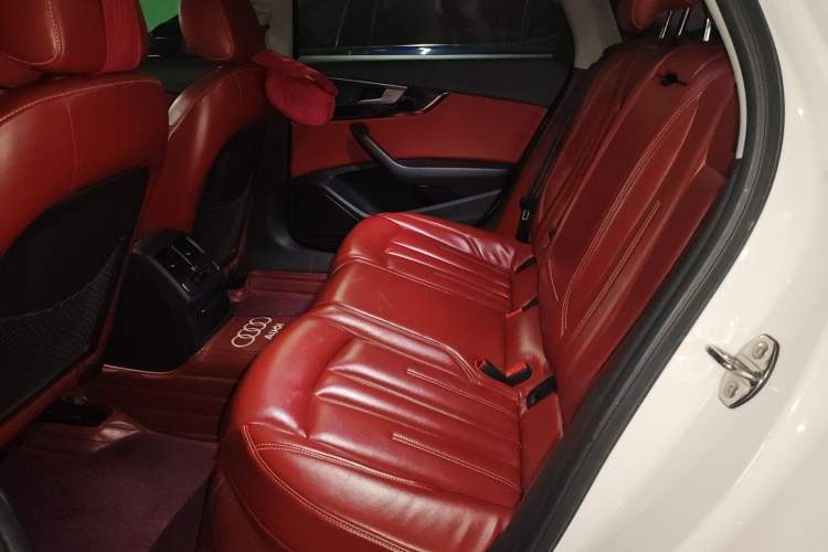 Used Audi A4L 2019 40 TFSI Fashion Version China V
