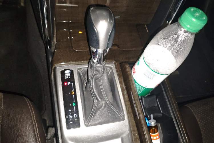 Used Toyota Reiz 2013 2.5V Shangrui Edition
