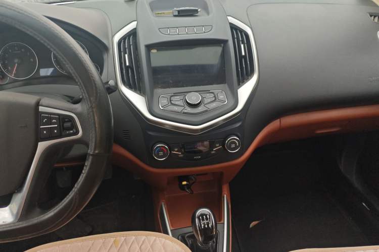 Used Geely Auto Diamond 2016 1.5L Manual Elite Edition