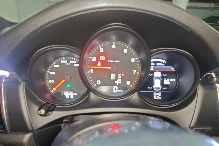 Used Porsche Macan 2016 Macan 2.0T
