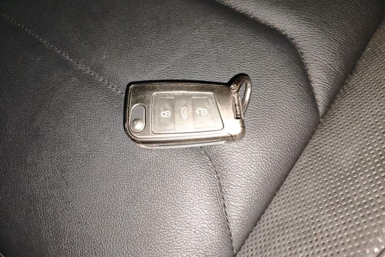 Used Volkswagen Tayron 2020 330TSI Two-Wheel Drive Luxury Smart Connectivity Version