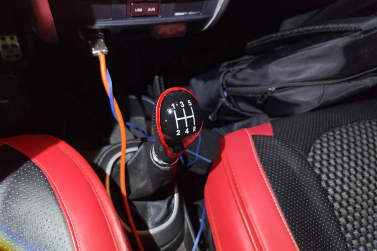 Used Great Wall M2 2013 1.5L Manual Navigation Version Gear Lever