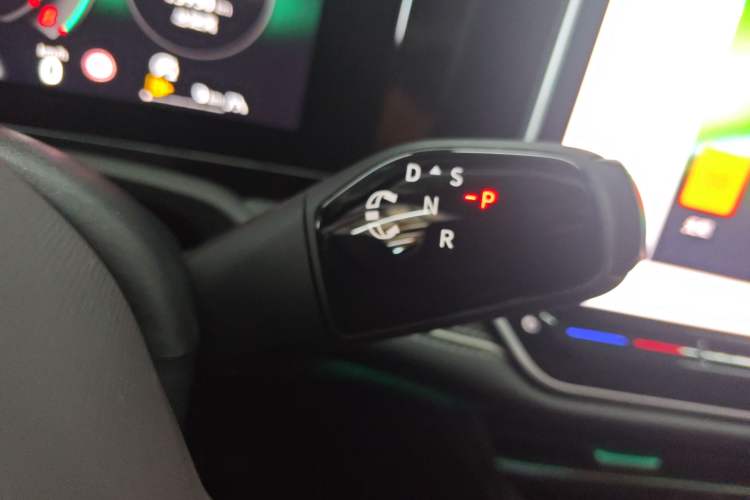 Used Volkswagen Magotan 2024 380TSI DSG Prestige Edition DaMai Package