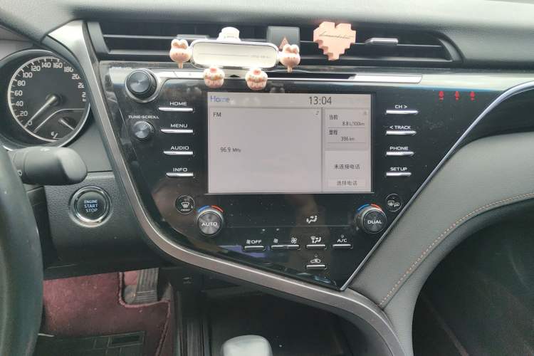 Used Toyota Camry 2018 2.5G Luxury Edition Audio And AC Panel