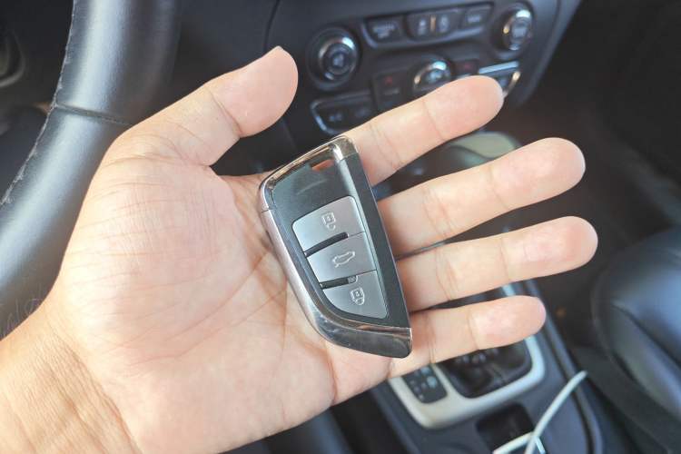 Used Jeep Cherokee 2016 2.4L Professional Edition