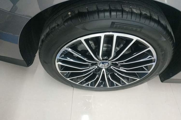 Used BYD Han 2024 DM-i Glory Edition 121KM Prestige Model
